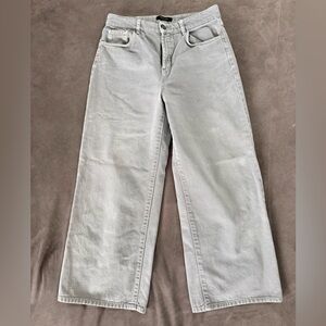 Massimo Dutti jeans size 6. Waist is 14.5” and inseam 24.5”